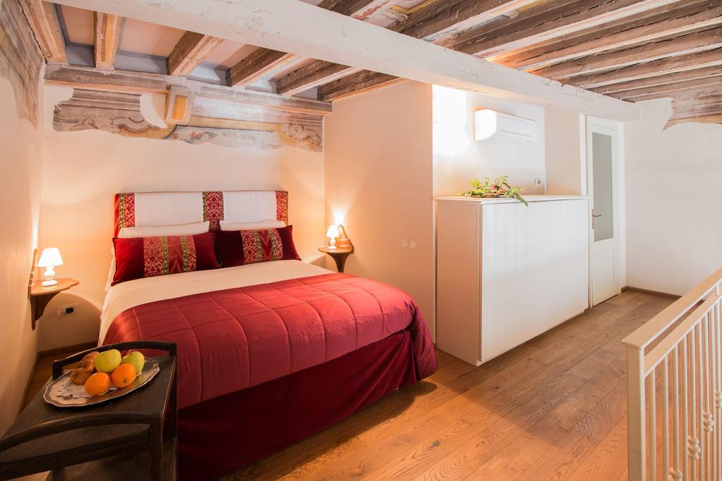 Palazzo Castiglioni Luxury Suite And Rooms Mantova Exterior photo